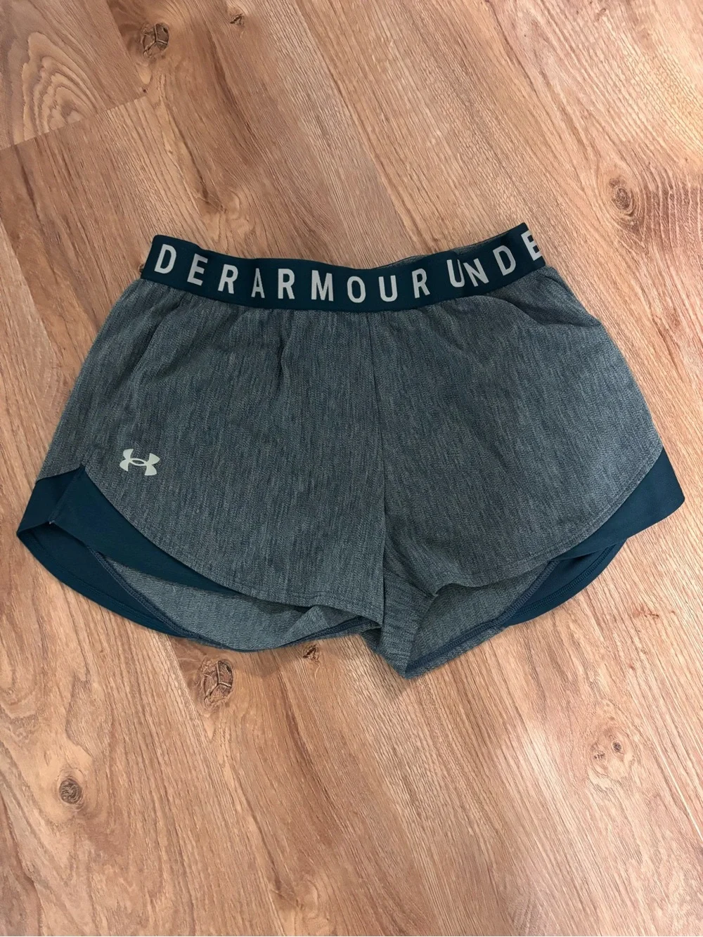 SALE! Under Armour Women's 4-Pack Athletic Shorts - Red, Teal, Gray, Green - Picture 2 of 9